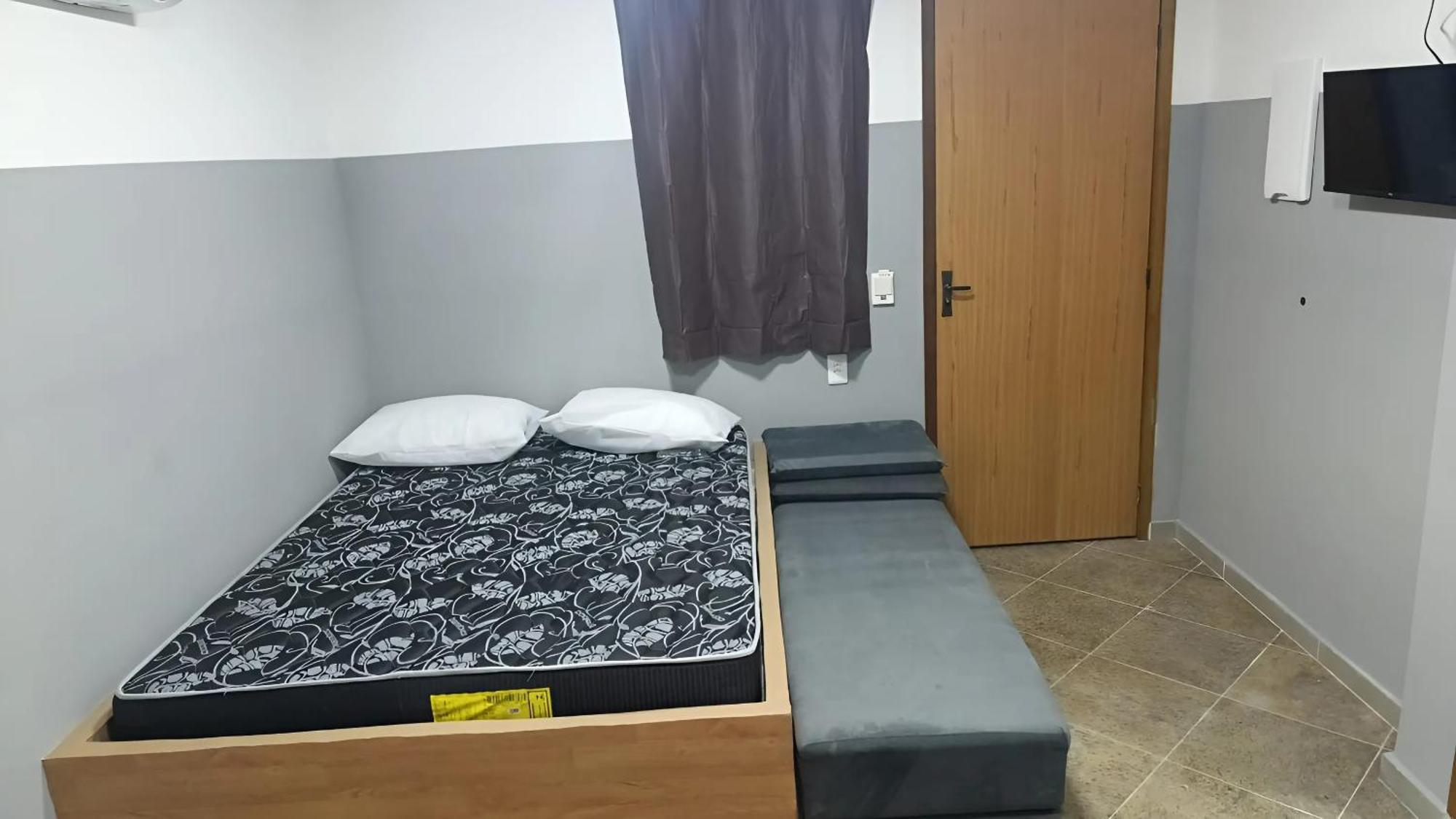 - Centro - Galeria Exito - Aluguel Economico Apartamento